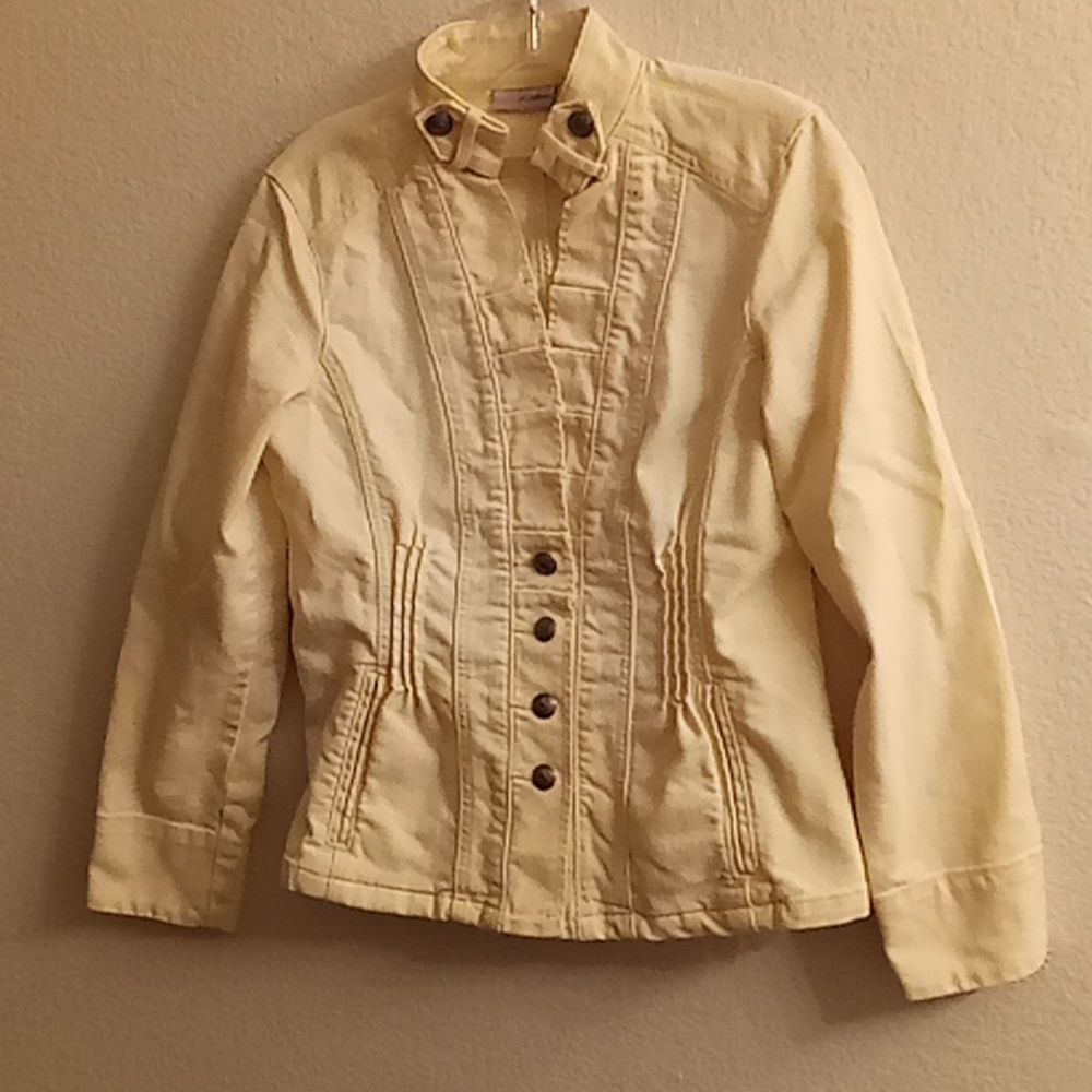 CHICO'S Platinum Women Size 0 Yellow Color